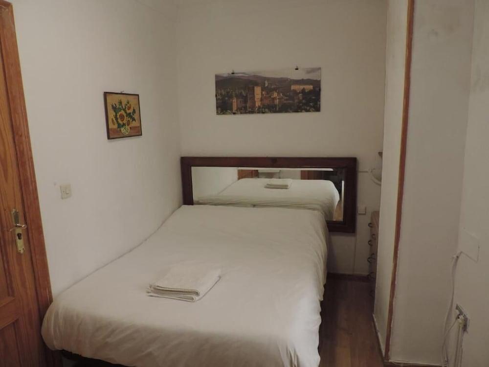 Hostel El Cascabel Γρανάδα Εξωτερικό φωτογραφία