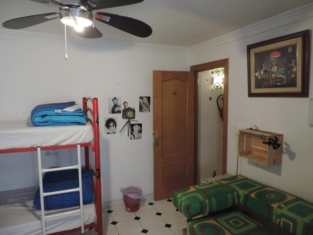 Hostel El Cascabel Γρανάδα Εξωτερικό φωτογραφία