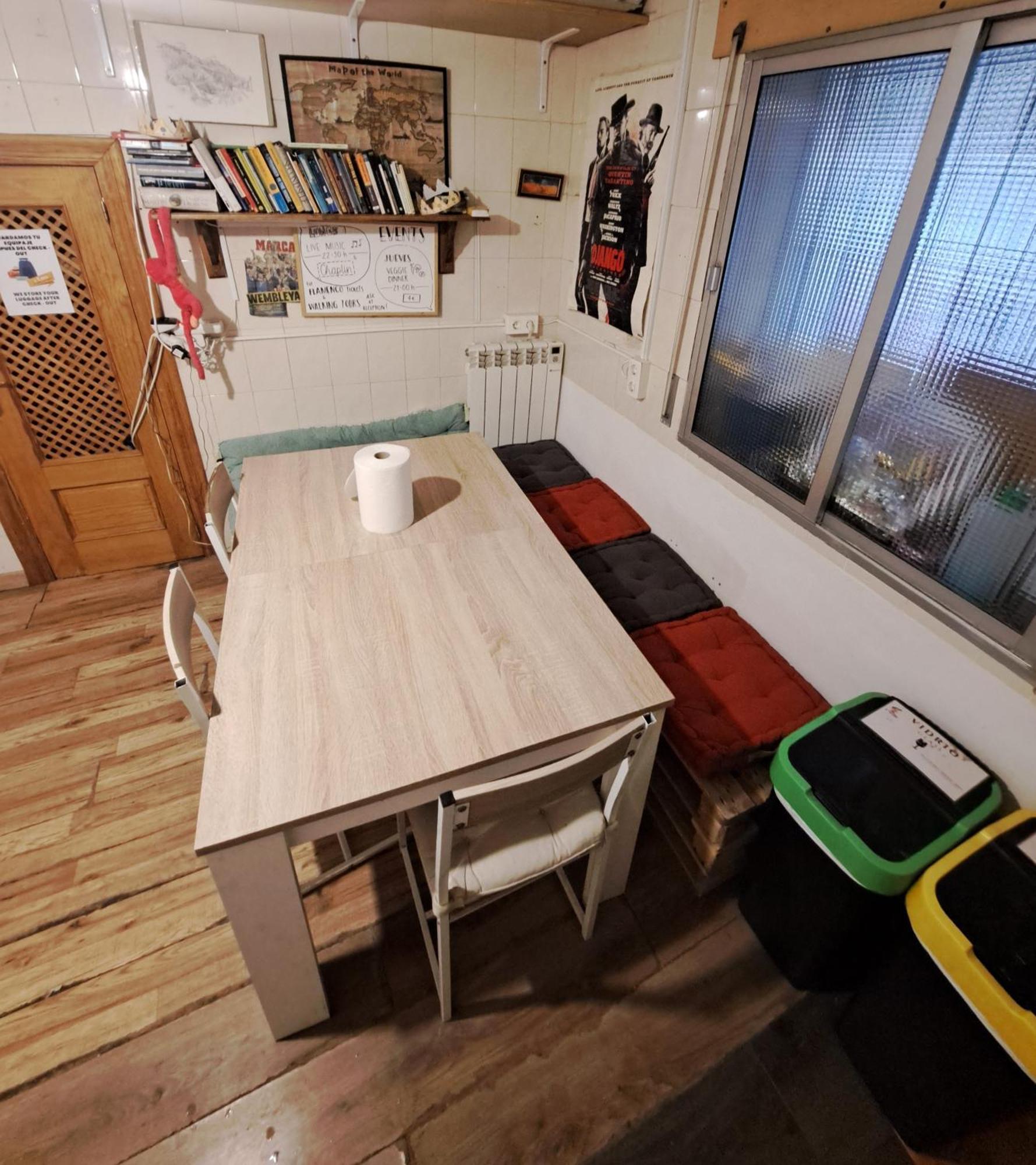 Hostel El Cascabel Γρανάδα Εξωτερικό φωτογραφία